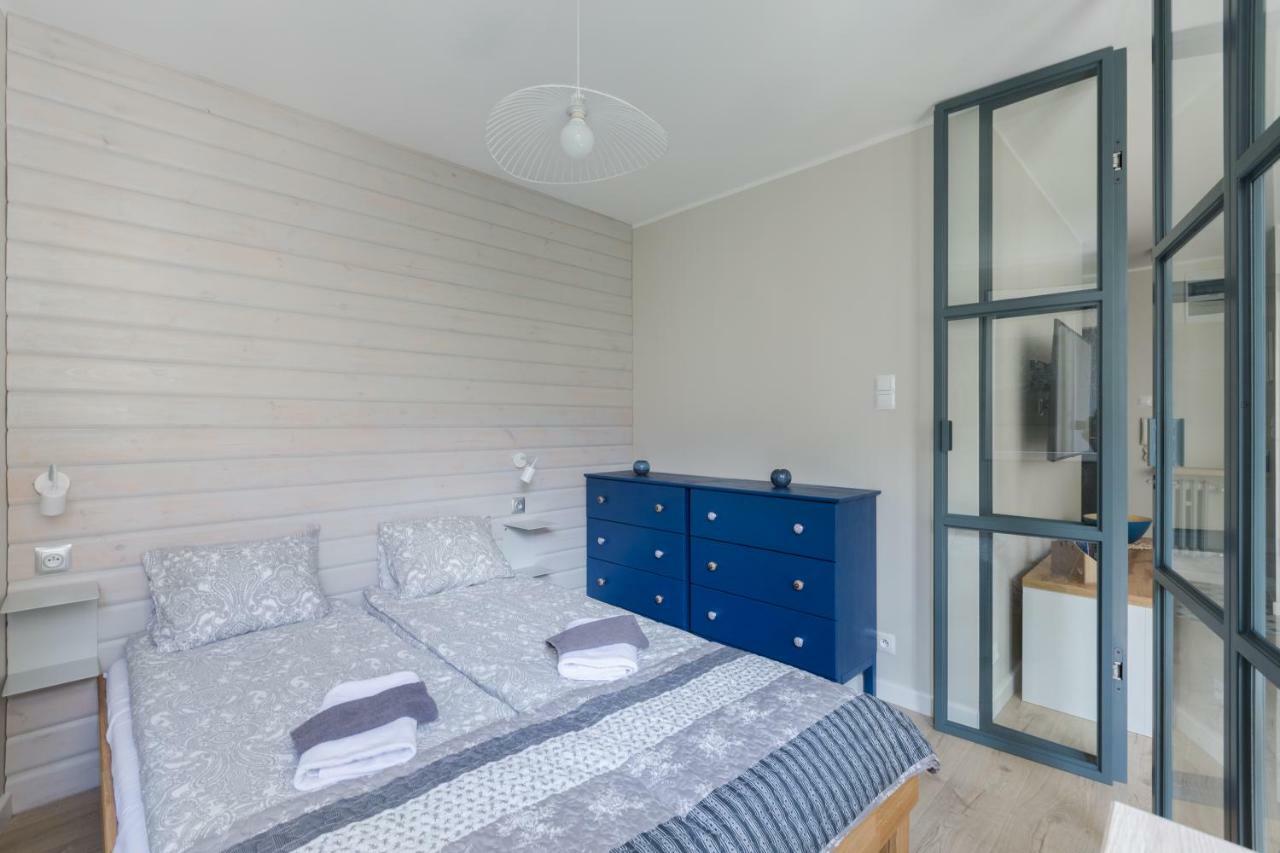 Apartament Downtown Apartment Gdynia Bagian luar foto